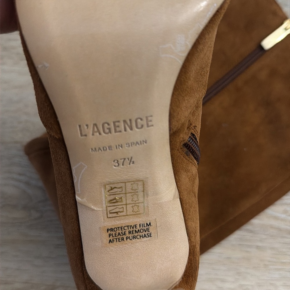 L’agence Lena suede boot - Picture 6 of 7